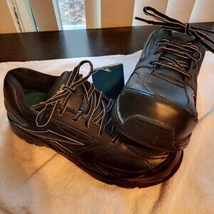 Women's Black Reebok Sneakers Sz 10